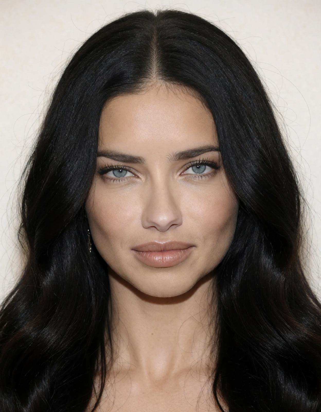 0002Adriana_Lima_KREA2.jpg